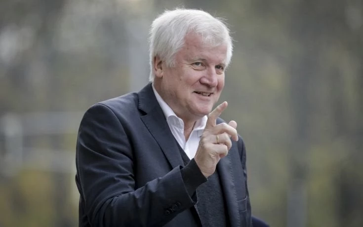 Ζέεχοφερ: Θα καταλήξουμε σε συμφωνία και με το SPD – Τι είπε για το προσφυγικό